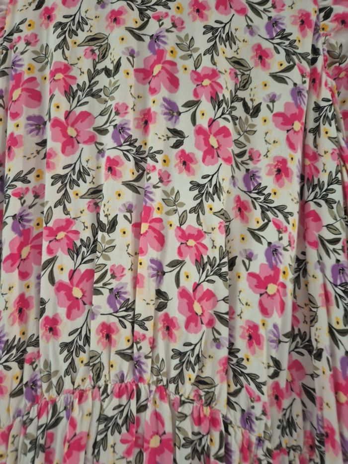 Robe Kiabi taille 44 - photo numéro 2