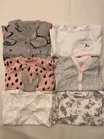 Lot 6 pyjamas fille taille 3 mois