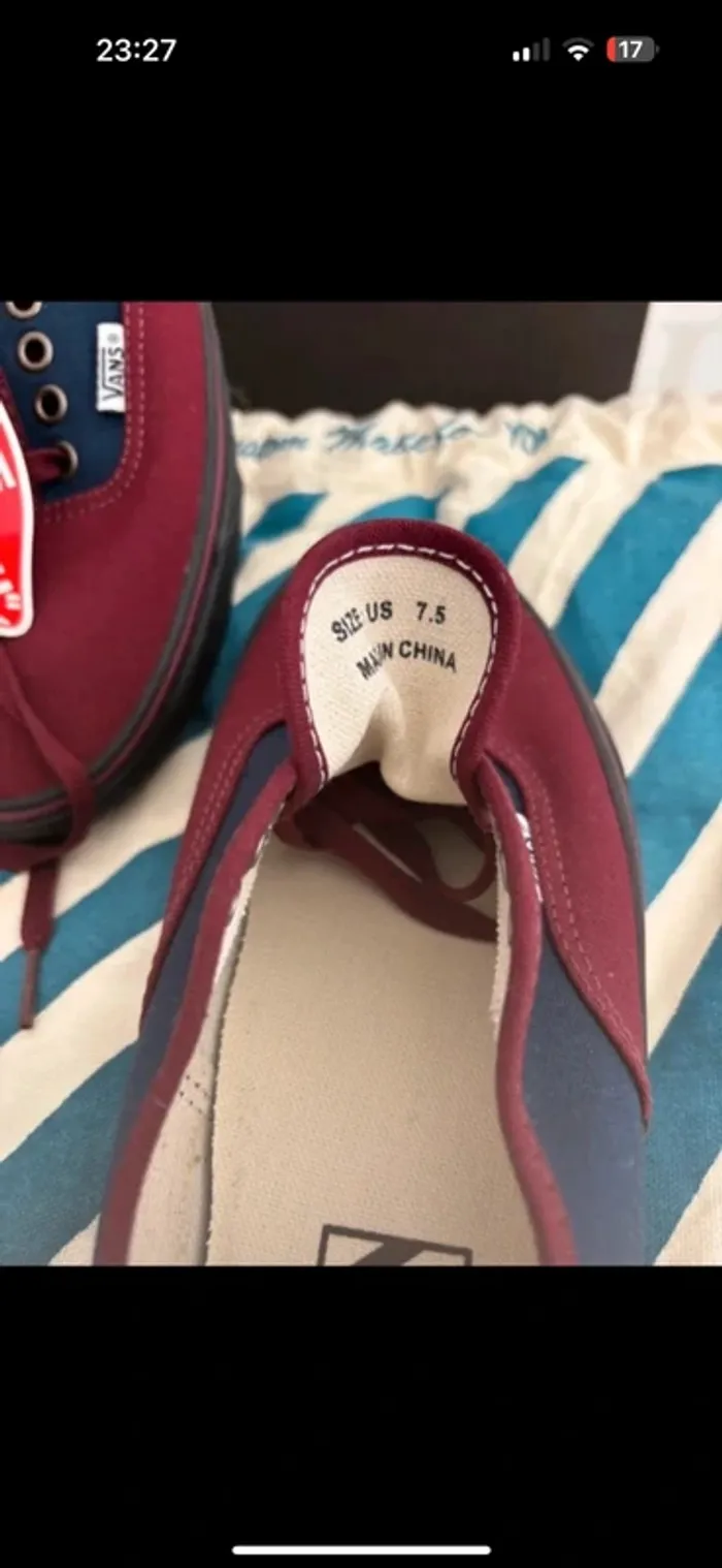 Vans Authentic Femme Taille 38 - Neuf avec Boîte et Sac - Bordeaux/Bleu Marine - photo numéro 9