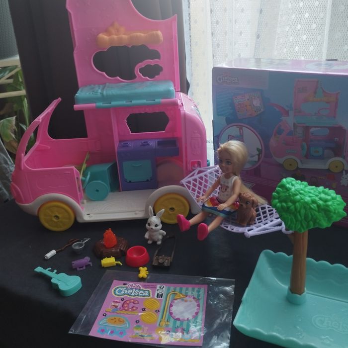 Jouet camping car Barbie Chelsea