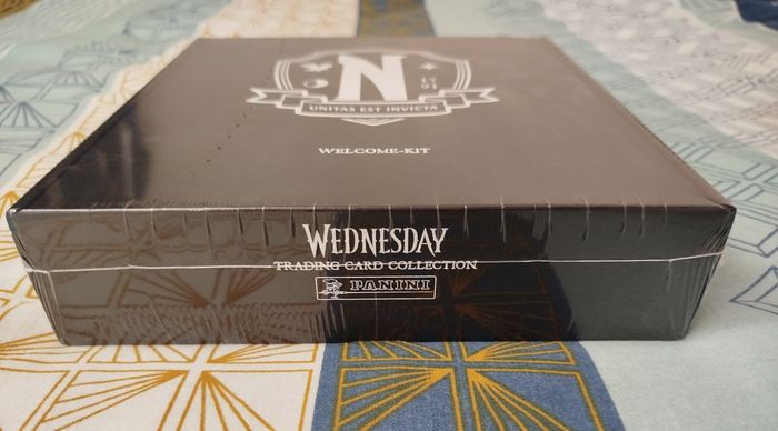 Coffret panini wednesday neuf - photo numéro 2
