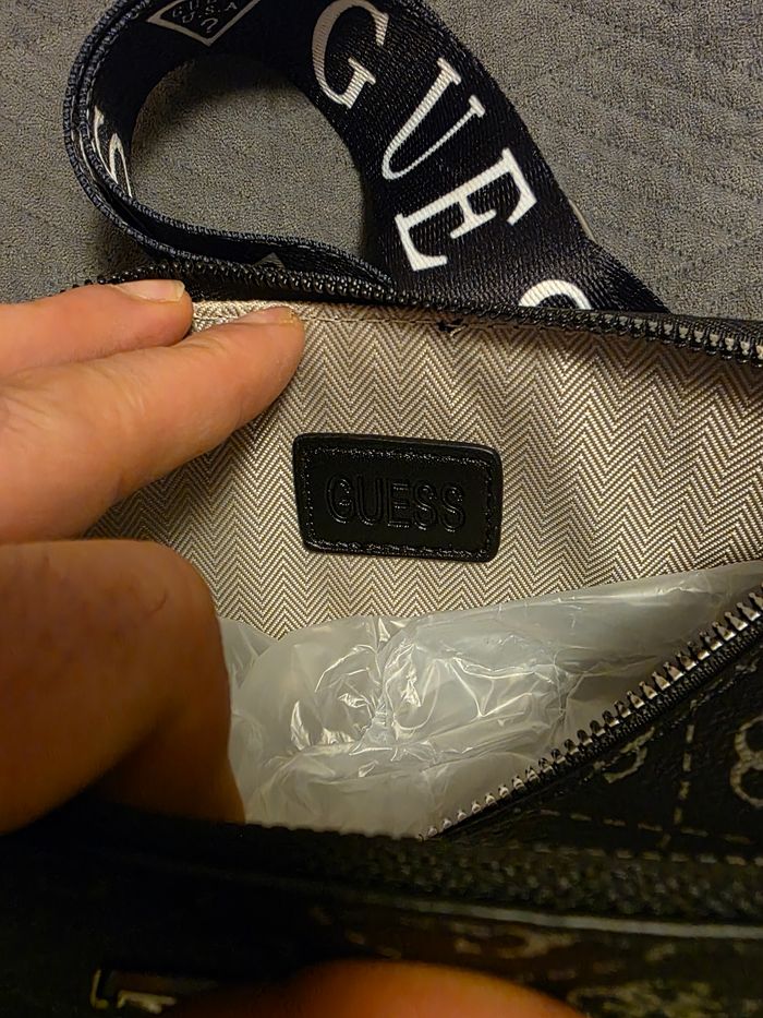 Sac à bandoulière Guess - photo numéro 7