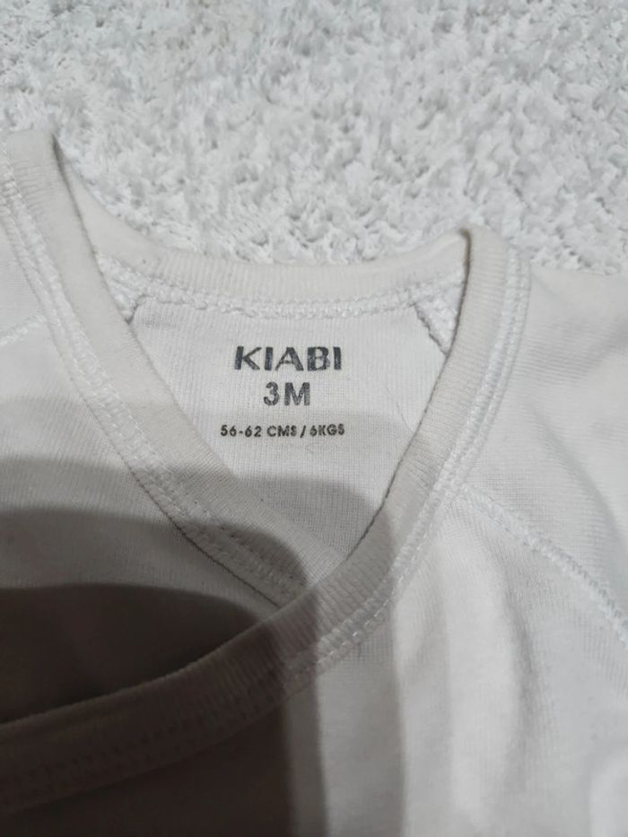 Lot de bodies - photo numéro 8