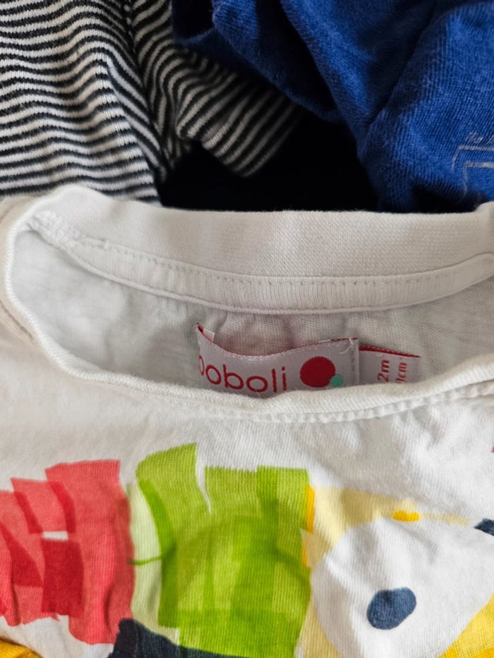 Gros lot de 10 t Shirts 18 mois - photo numéro 5