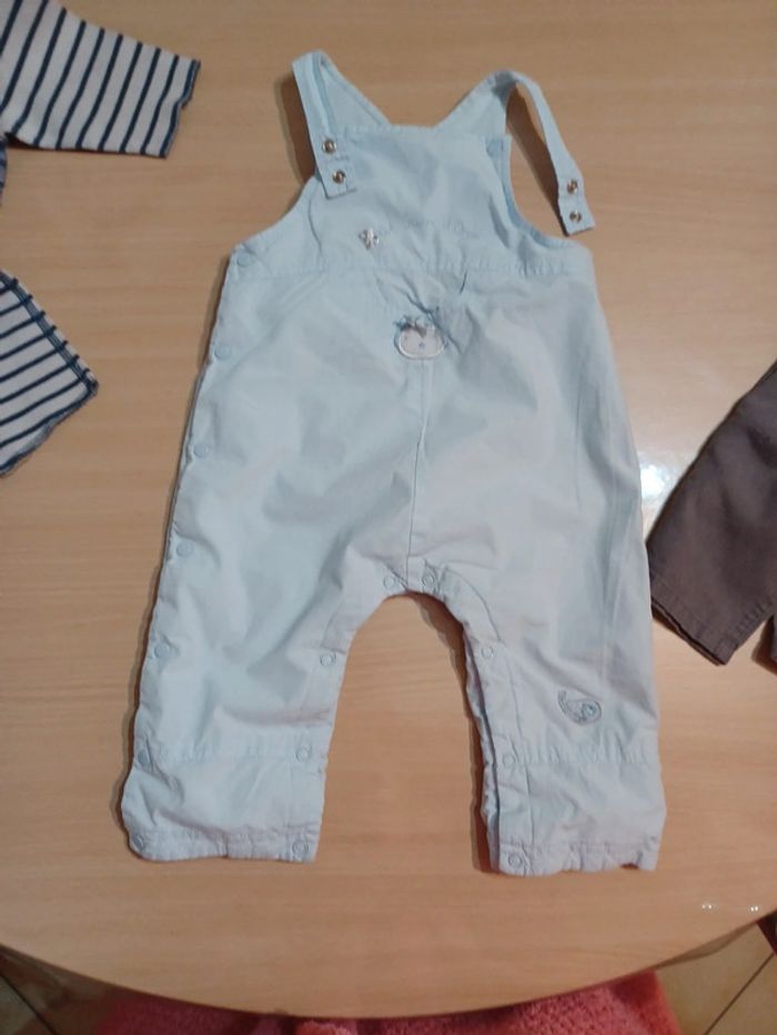 Lot salopette combinaison pantalons 12 mois - photo numéro 2