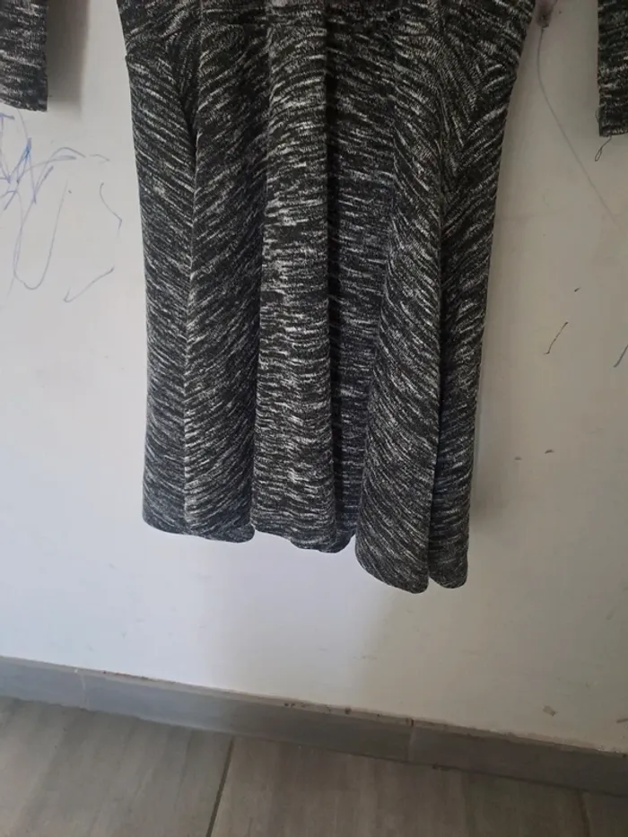 Robe cache cœur grise Mango Taille S - photo numéro 4