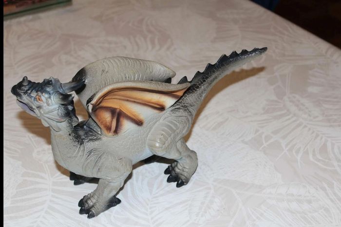 dinosaure dragon - photo numéro 2