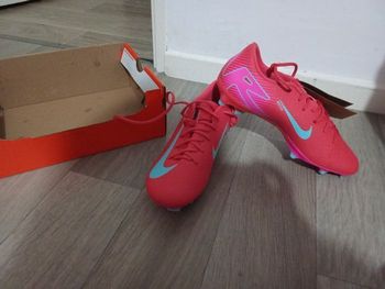 Crampons Nike mixte