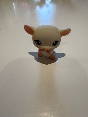 Figurine Pet Shop hamster blanc