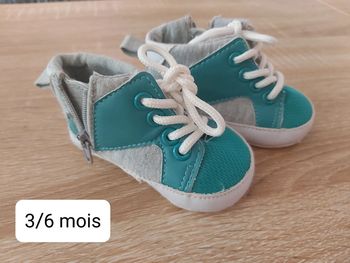 Chaussures bébé 3/6 mois