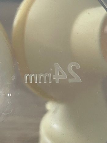 Téterelles Medela 21 mm et 24 mm + membranes et fils