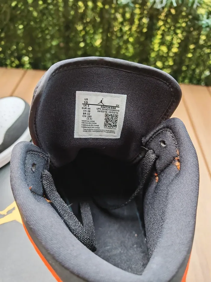 Air Jordan 1 Mid Black Starfish 44 - photo numéro 9