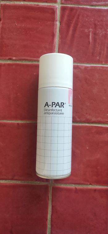 Aérosol antiparasitaire 