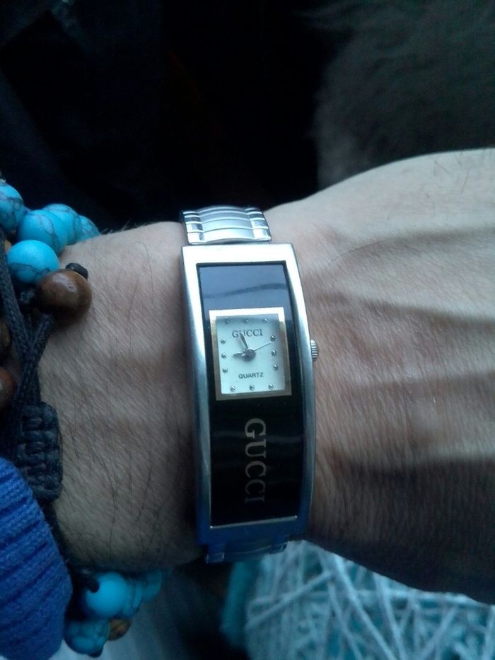 Montre vintage GUCCI femme - photo numéro 3