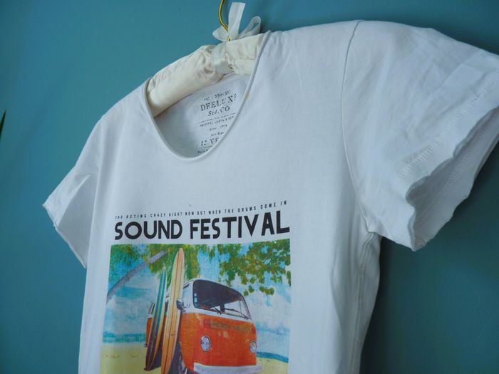 T-shirt garçon Deeluxe 12 ans TBE blanc sound festival groove - photo numéro 3