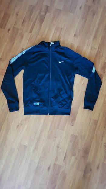 Veste nike excellent état