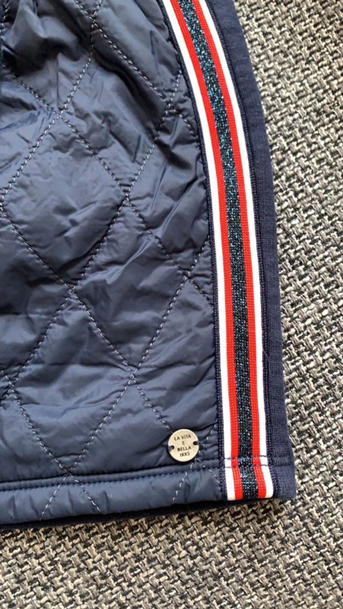 Jupe bleue marine matelassée, IKKS, 5 ans, comme neuve - photo numéro 2