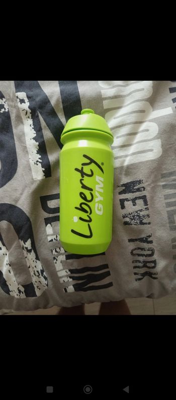 Gourde liberty gym