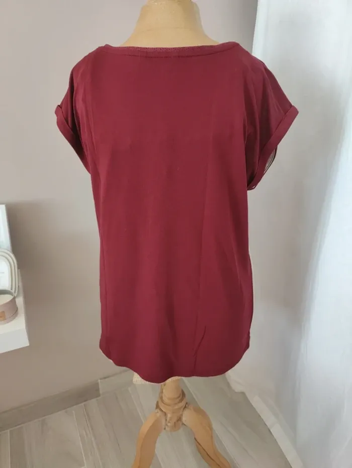 Tee-shirt bordeaux - photo numéro 4