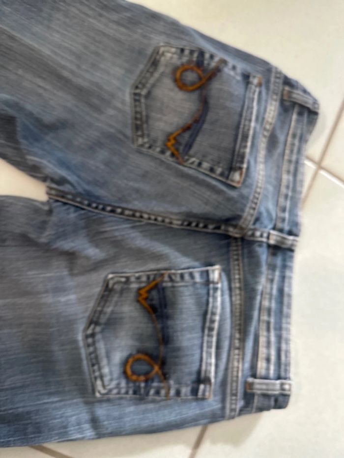 Jean Zara 40 - photo numéro 4