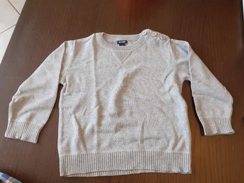 Pull fin taille 24 mois