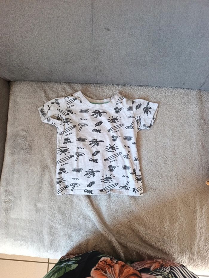 T-shirt