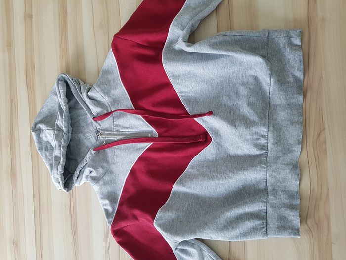 Sweat à capuche XS 10 ans - photo numéro 2