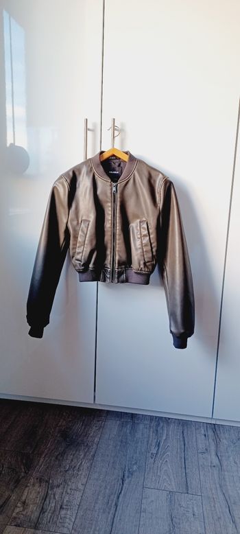 Blouson bombers simili cuir taille xs pull bear