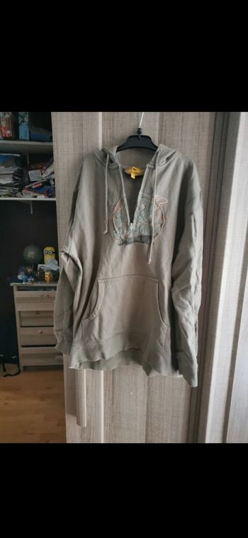 Sweet garçon, roadsign.12 ans