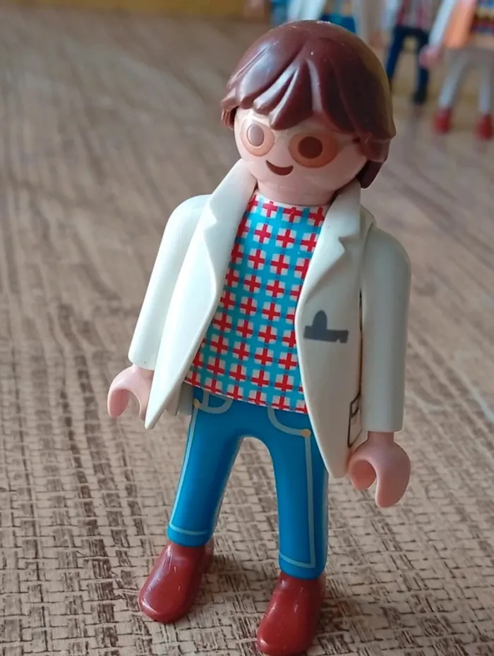 14 Playmobil variés - photo numéro 9