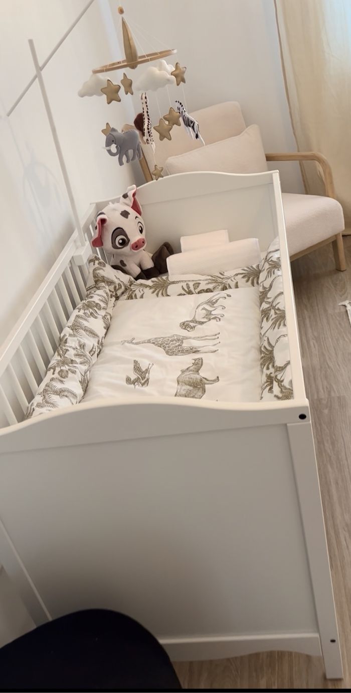 Lit bébé et matelas