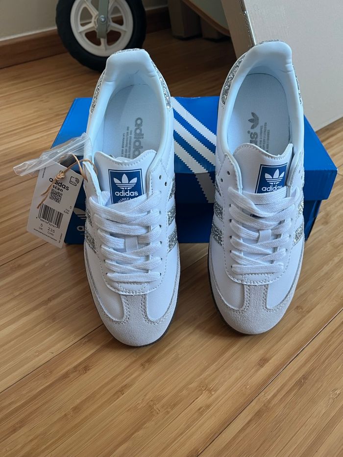 Adidas spezial argenté - photo numéro 3