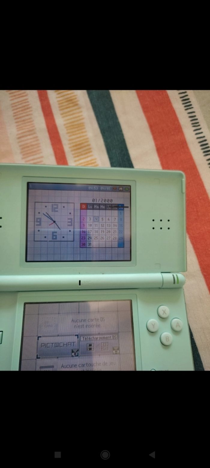 Nintendo ds lite - photo numéro 2