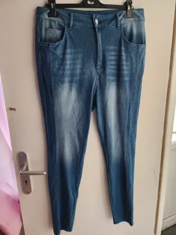 Jeans type legging femme taille 1XL (46) - shein - neuf jamais porté