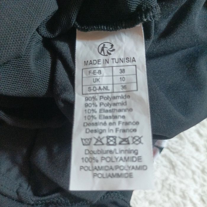 Maillot de bain une pièce taille 36 - photo numéro 6