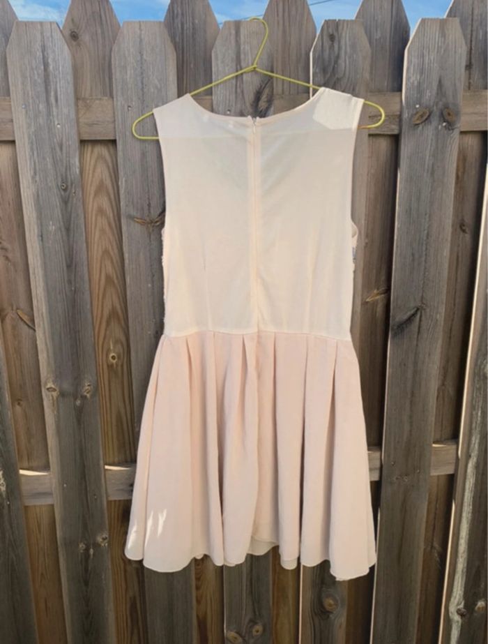 Robe à sequins - photo numéro 6