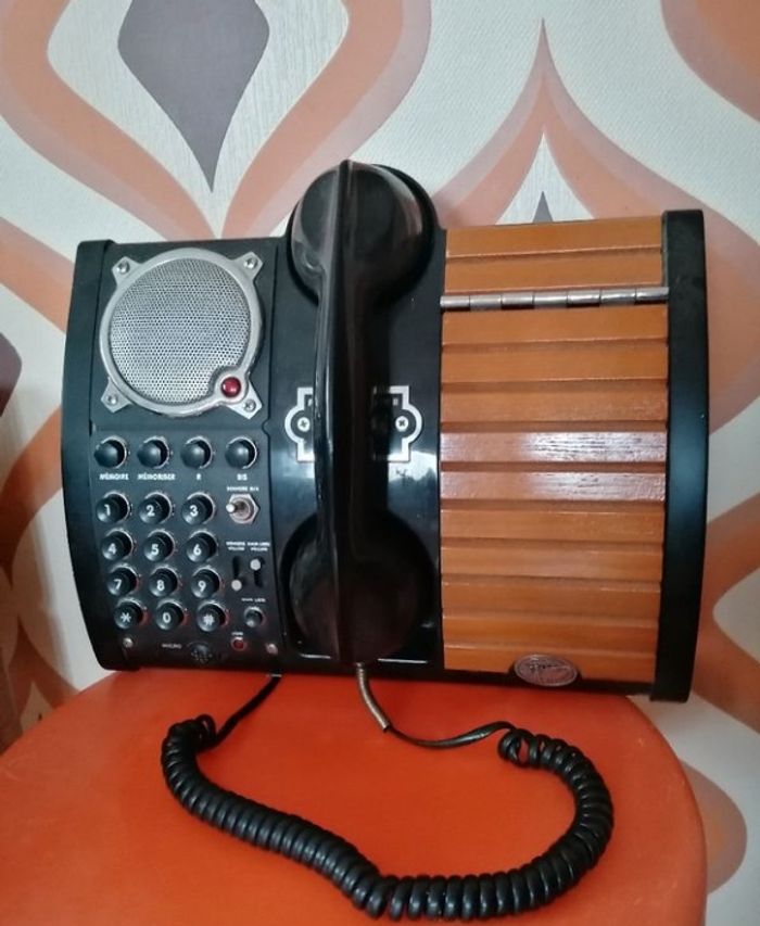 Téléphone vintage de collection - photo numéro 4