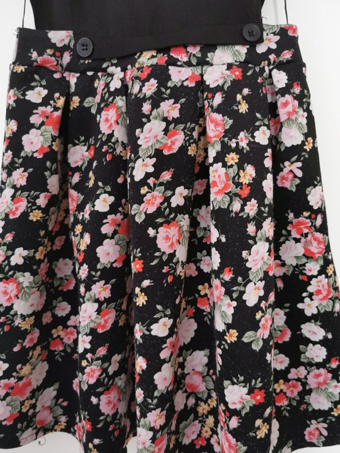 Petite robe fleurie taille S - photo numéro 3
