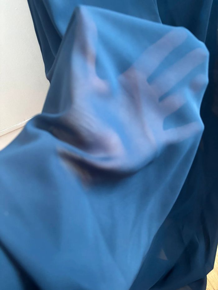 Robe bleu fluide avec traîne T38 - photo numéro 11