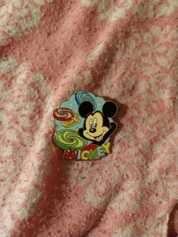 Pins Disney mickey