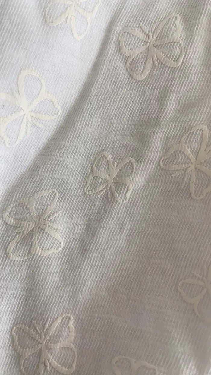 Tee-shirts taille 8 ans - photo numéro 2
