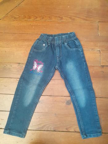 Jean bleu motif papillon