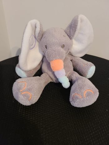 doudou éléphant
