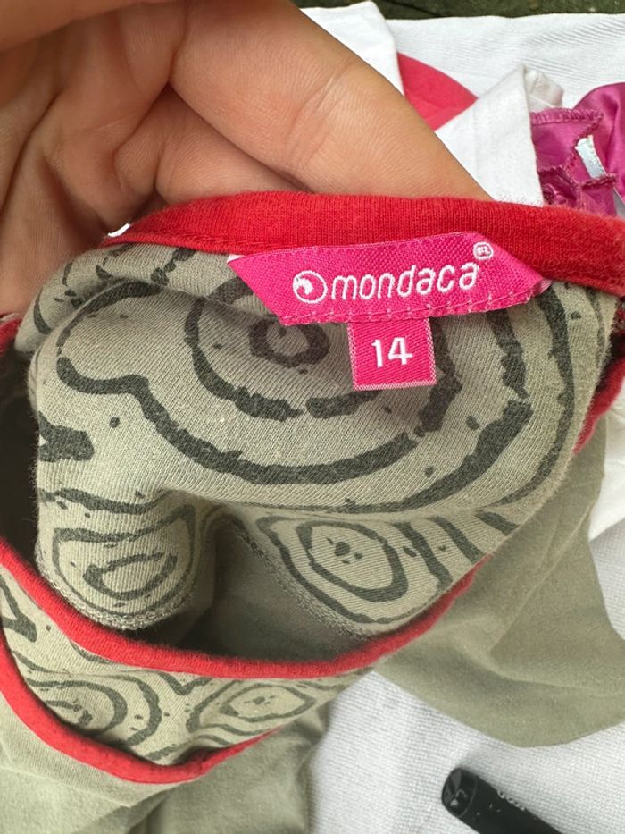 🌿 T-shirt kaki enfant 12 ans – Mondaca – Motif poupée & spirales - photo numéro 7