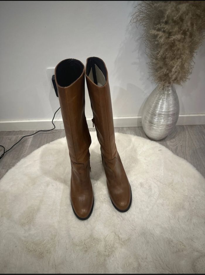 Bottes marrons en cuir - photo numéro 4