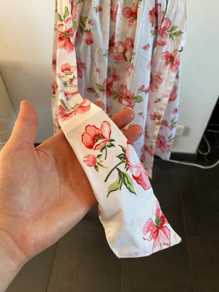 Robe d’été blanche avec fleurs rose et vertes taille 34 - photo numéro 12