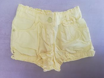 Short fille jaune 3 ans