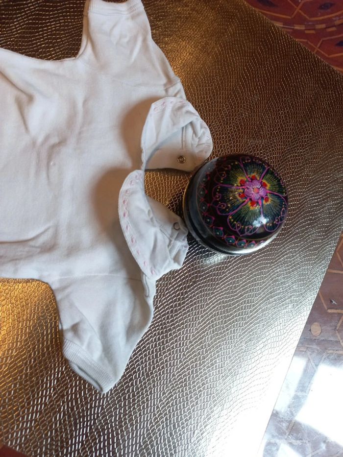 Body a col 6 mois - photo numéro 3