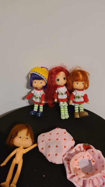 poupée charlotte aux fraises