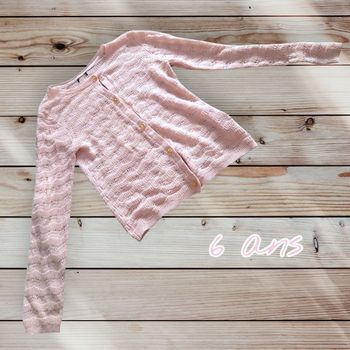 🧥 Gilet léger rose pâle – Kiabi – 6 ans 🧥